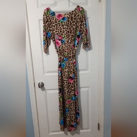 Thalia Sodi Animal Print High Low Dress with Vibrant Accents - Picture 6 of 6